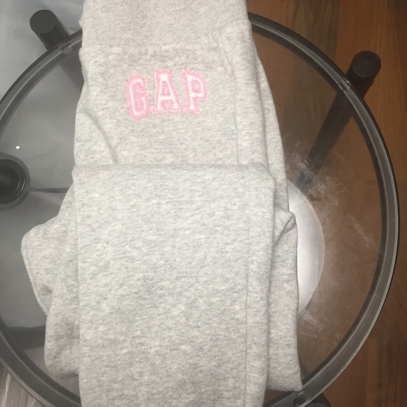 GAP girls sweatpants - Picture 3 of 7